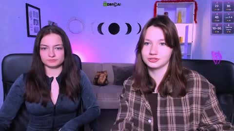 Helli online show from March 2026 08:25:02 PM