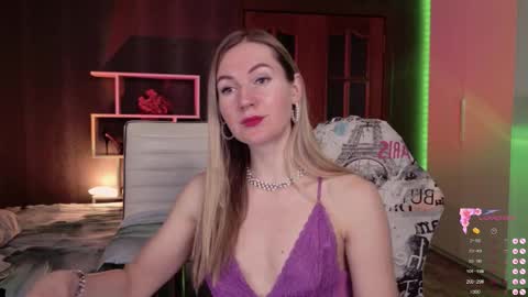 Alisia  Monday to Friday from 10 am to 4 pm GMT 2 online show from December 2025 08:19:01 AM