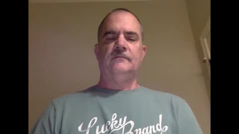 Snapshot of helloitsme969 chatting on April 2026 05:27:01 PM helloitsme969 online show from April 2026 05:27:01 PM