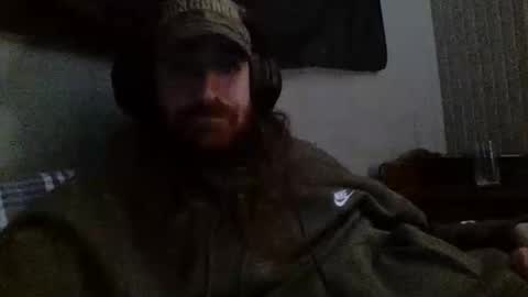 Snapshot of hellothereimcoolyo chatting on February 2026 04:16:02 AM longhairbeardedguy online show from February 2026 04:16:02 AM