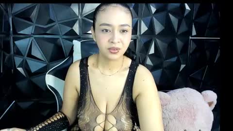 Snapshot of heluehorny13 chatting on January 2026 03:50:02 PM heluehorny13 online show from January 2026 03:50:02 PM