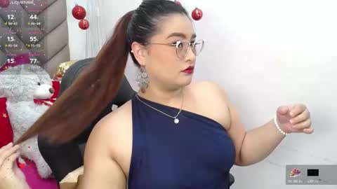 Zahira online show from November 2025 07:37:02 PM