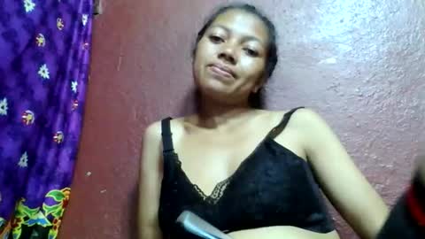 henitsaldy online show from May 2026 06:02:02 PM