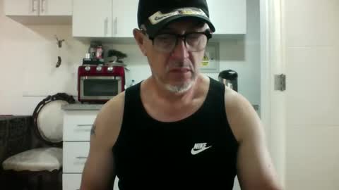 hennrhy_70 online show from March 2026 04:45:02 PM