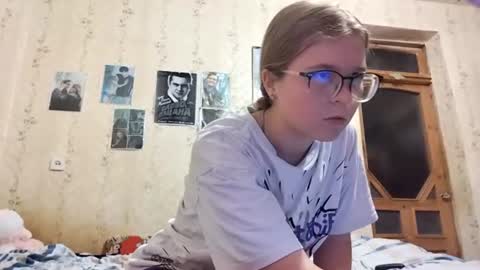 Leila online show from July 2026 09:08:01 PM