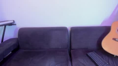 henrik_senn online show from February 2026 09:09:02 AM