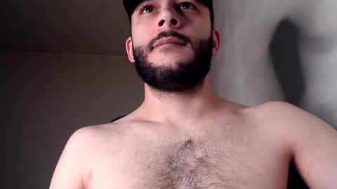 Snapshot of henryaxe chatting on November 2025 06:12:01 PM HenryAxe online show from November 2025 06:12:01 PM