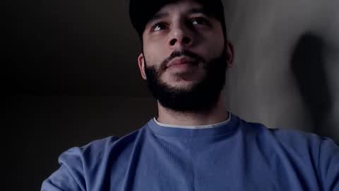 Snapshot of henryaxe chatting on January 2026 09:53:02 PM HenryAxe online show from January 2026 09:53:02 PM