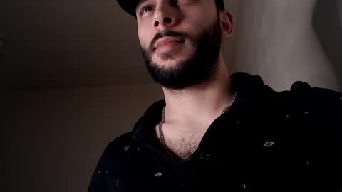 Snapshot of henryaxe chatting on February 2026 11:15:02 AM HenryAxe online show from February 2026 11:15:02 AM