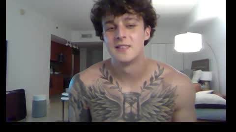 Snapshot of henrydesanti chatting on September 2025 07:46:02 PM henrydesanti online show from September 2025 07:46:02 PM