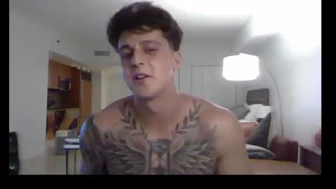 Snapshot of henrydesanti chatting on September 2025 12:54:01 AM henrydesanti online show from September 2025 12:54:01 AM