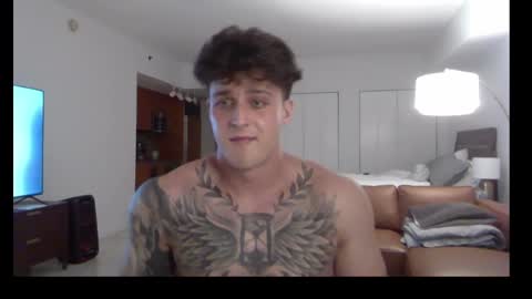 Snapshot of henrydesanti chatting on September 2025 11:17:02 PM henrydesanti online show from September 2025 11:17:02 PM