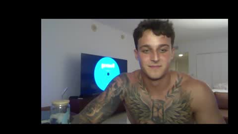 henrydesanti online show from May 2026 02:39:01 AM
