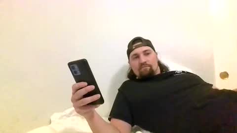 Snapshot of henryjackk chatting on December 2025 01:54:02 AM HenryJackk online show from December 2025 01:54:02 AM