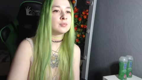 Hentaishiing online show from December 2024 04:38:02 PM