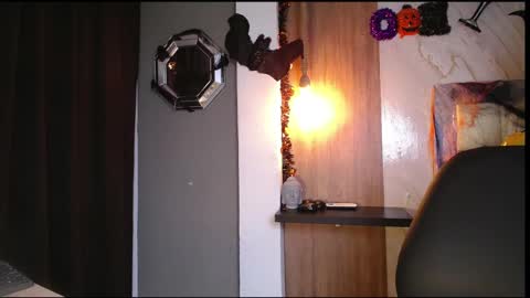 HERA online show from October 2025 10:21:01 PM