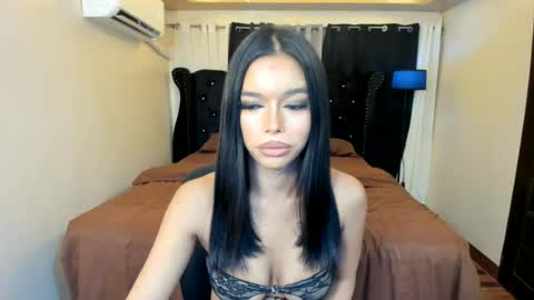 HeraFox online show from July 2026 03:03:02 PM