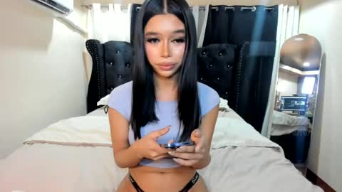 HeraFox online show from July 2026 11:17:01 AM