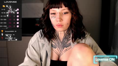 Snapshot of herbal_helpmepls chatting on January 2025 09:46:02 PM dirty Diana online show from January 2025 09:46:02 PM