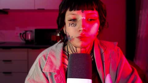 Snapshot of herbal_helpmepls chatting on January 2025 11:11:02 PM dirty Diana online show from January 2025 11:11:02 PM