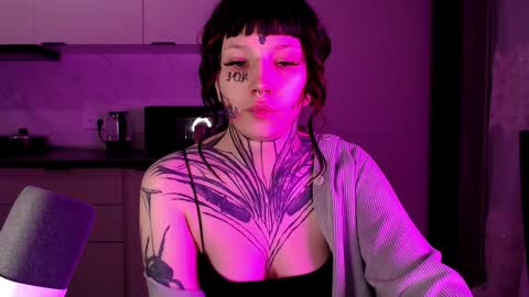 Snapshot of herbal_helpmepls chatting on February 2025 03:27:01 AM dirty Diana online show from February 2025 03:27:01 AM