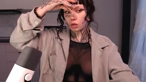 Snapshot of herbal_helpmepls chatting on February 2025 02:42:01 PM dirty Diana online show from February 2025 02:42:01 PM