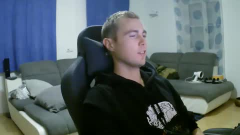 John Pearl online show from November 2025 06:19:01 PM