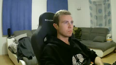 John Pearl online show from March 2026 07:58:02 PM