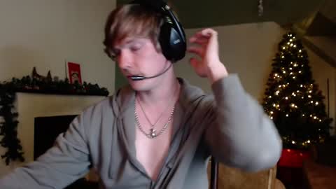 Snapshot of hercules__ chatting on January 2025 06:05:01 PM Gregblonde Alextattoo online show from January 2025 06:05:01 PM