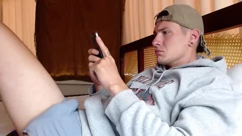 Snapshot of hercules__ chatting on March 2025 01:12:01 AM Gregblonde Alextattoo online show from March 2025 01:12:01 AM