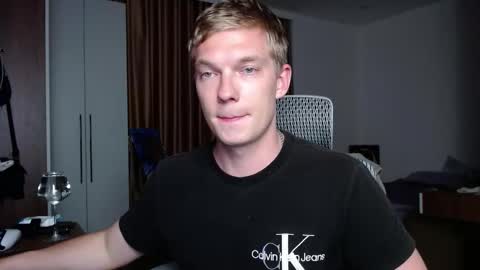 Snapshot of hercules__ chatting on October 2025 05:24:02 PM Gregblonde Alextattoo online show from October 2025 05:24:02 PM