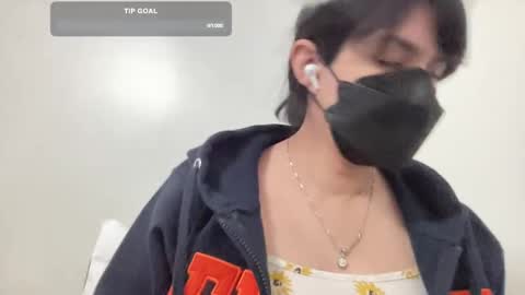 3 online show from February 2025 10:54:01 PM