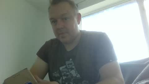 Snapshot of heretoserveyouall chatting on October 2025 03:43:01 PM heretoserveyouall online show from October 2025 03:43:01 PM