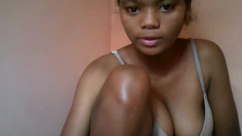 herisse01 online show from May 2026 08:43:02 AM