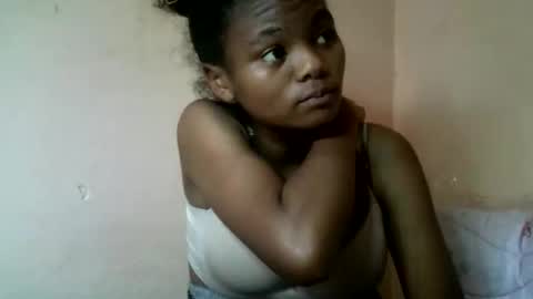 herisse01 online show from May 2026 05:15:02 AM