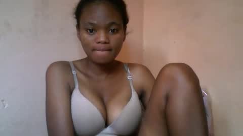 herisse01 online show from May 2026 07:05:02 AM