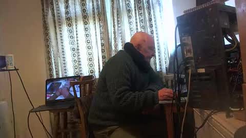 Snapshot of hermeneutika chatting on November 2025 10:26:02 AM mature online show from November 2025 10:26:02 AM