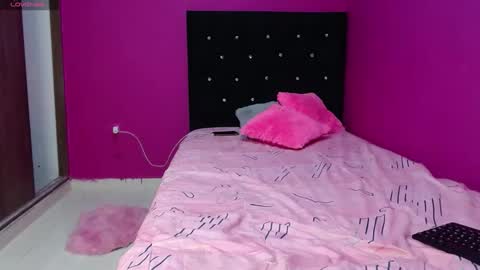 Alana online show from February 2025 10:44:02 PM