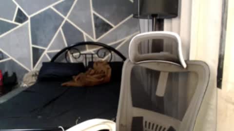 Davey online show from November 2025 12:09:02 AM