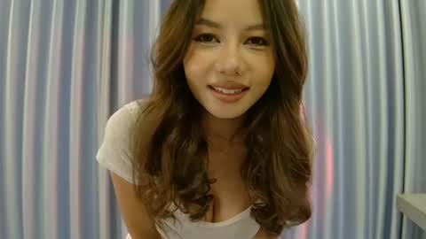 Snapshot of hersheys_aran chatting on June 2026 08:16:01 AM Aran online show from June 2026 08:16:01 AM
