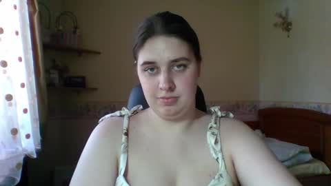 hess_luna_ online show from March 2026 09:47:01 AM