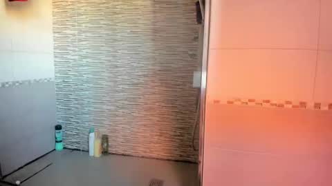 heterooli online show from February 2025 03:05:01 PM