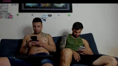 Snapshot of heteros_curious_ chatting on June 2026 09:41:02 PM yeis online show from June 2026 09:41:02 PM
