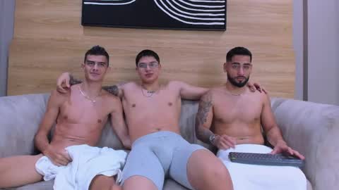 heteros men online show from April 2026 06:47:02 AM