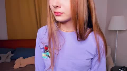 Snapshot of hettiereimel chatting on November 2025 07:05:02 PM Linda online show from November 2025 07:05:02 PM