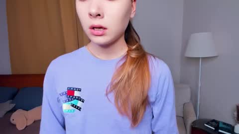 Snapshot of hettiereimel chatting on November 2025 07:40:03 PM Linda online show from November 2025 07:40:03 PM