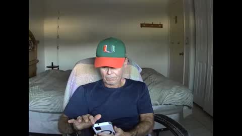 hewes1 online show from February 2026 10:47:01 PM