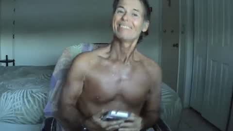 hewes1 online show from February 2026 11:14:01 PM