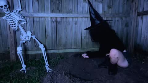 salem online show from October 2025 02:58:02 AM