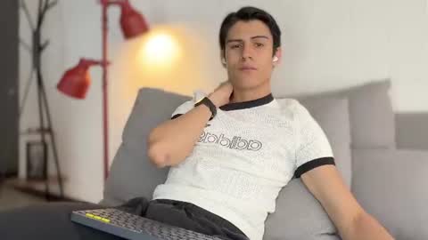 hey_cesard online show from July 2026 04:55:01 PM